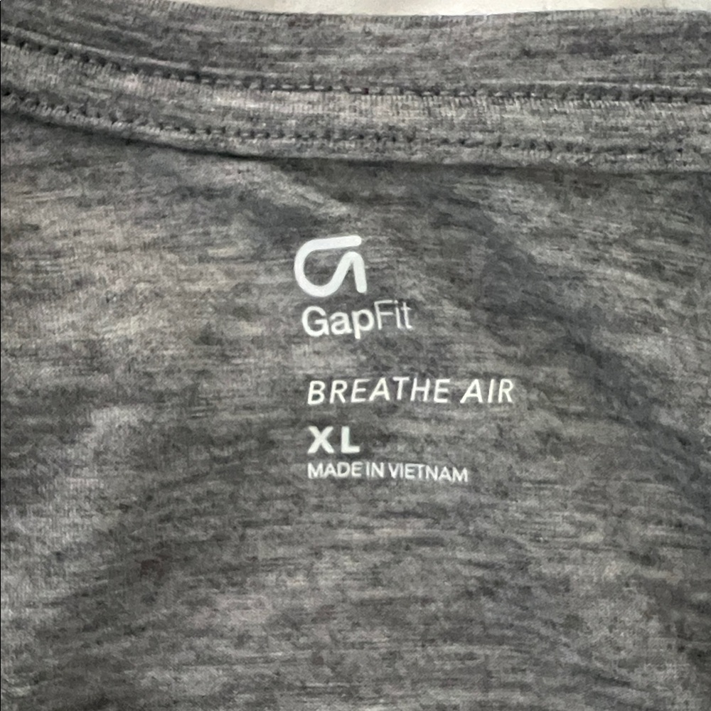 Gap Fit Breathe Air Criss-Cross Muscle Tank Size XL - Picture 7 of 8